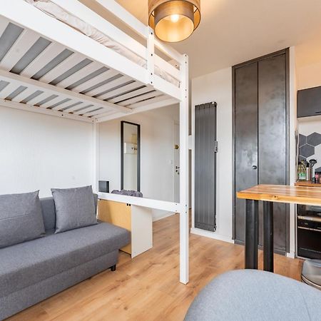 Charlemagne - Studio Confortable Avec Parking Gratuit - Quelques Pas De La Gare, Cuisine, Wifi Apartment Arras Exterior photo